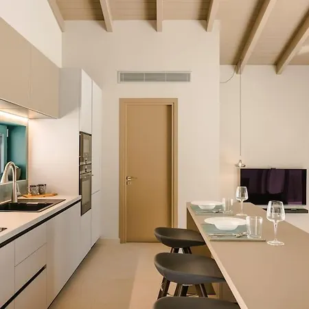 Electra וילה Zóla